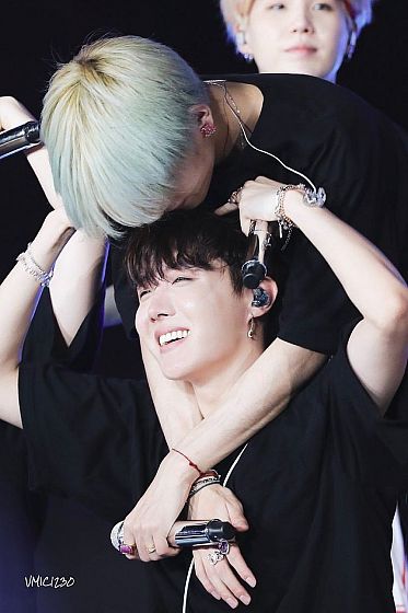 In a Rainy Day - Vhope