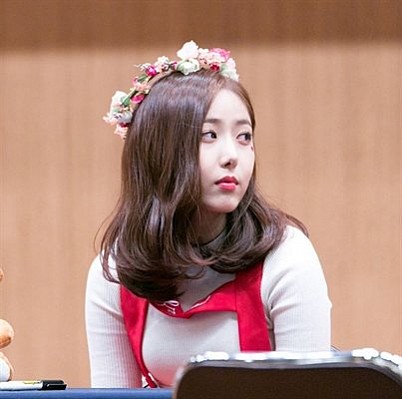Sinb, Who's Feeling Love Here?