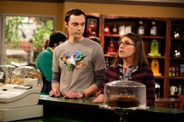 Um café para Sheldon Cooper
